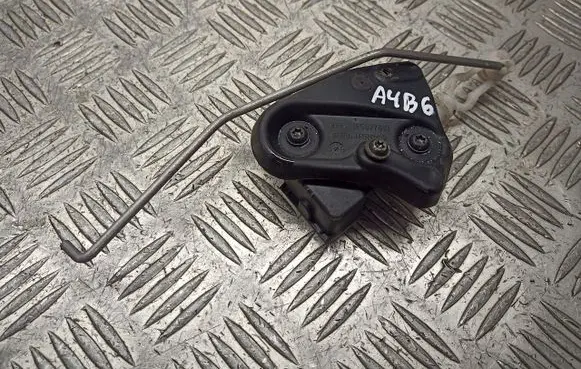 Audi A4 S4 B6 8E 8H Tailgate boot lock/latch motor 8E5827833