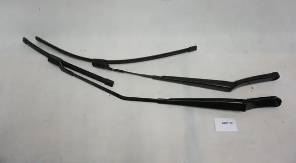 Cupra Formentor Front wiper blade arm