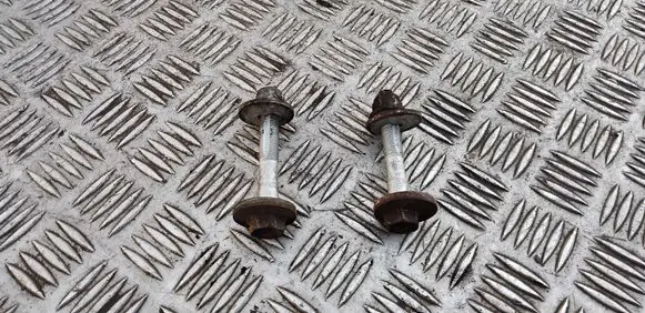 Volkswagen PASSAT B8 Rear suspension camber bolt 