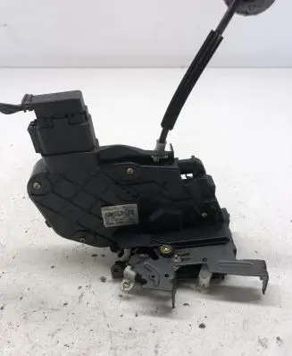 Land Rover Discovery 3 - LR3 Front door lock FQJ000215