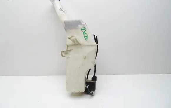 Hyundai ix20 Windshield washer fluid reservoir/tank 986101P000