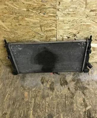 Ford Focus Coolant radiator