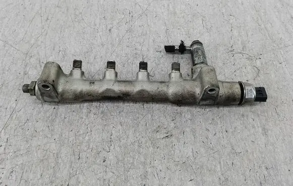 Opel Astra H Fuel main line pipe 55PP05-01