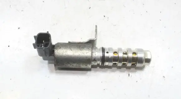 Nissan Juke I F15 Camshaft vanos timing valve 