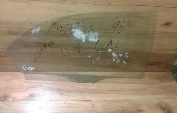 Mazda 323 Rear door window glass
