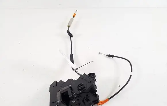 Peugeot 408 P54 Rear door lock 9835418580