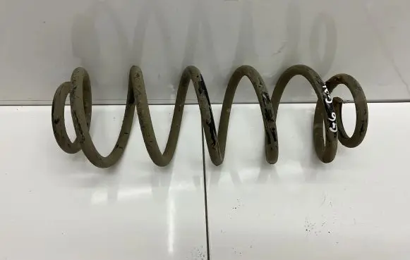 Volkswagen Golf VI Rear coil spring