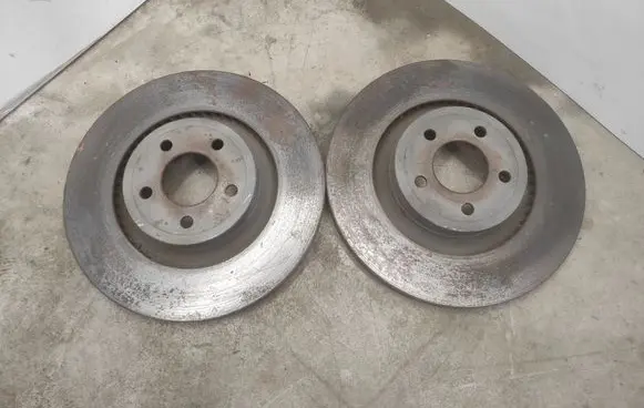 Ford Mustang VI Front brake disc GR3C1125EC GR3C1125