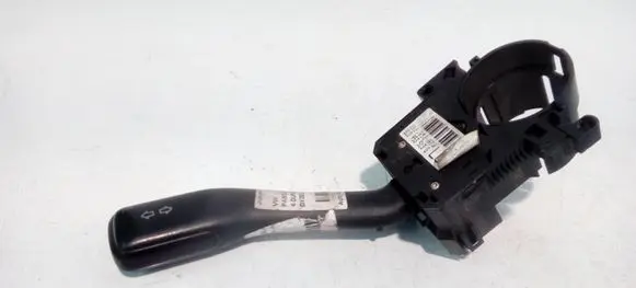 Volkswagen PASSAT B5.5 Indicator stalk 8L0953513G