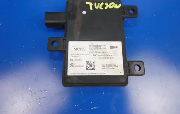 Hyundai Tucson TL Blind spot module D795850000 202LSA022 2012DJ7356
