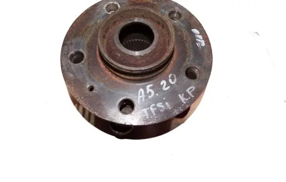 Audi A5 8T 8F Front wheel hub