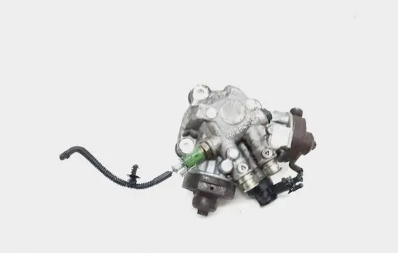 Volvo C30 Fuel injection high pressure pump 31272896