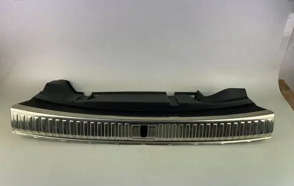 Audi e-tron Trunk/boot sill cover protection 4KE863471