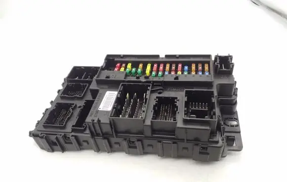 Ford Fusion II Power management control unit FU5T15604DDA A2C753390000