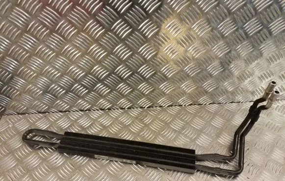 BMW X3 E83 Power steering radiator 58572810 32262711711 3413195