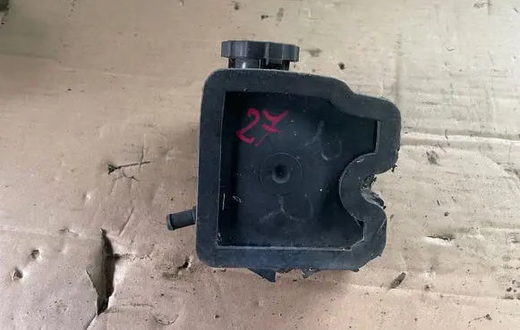 Mercedes-Benz Sprinter W906 Power steering fluid tank/reservoir 7691462126
