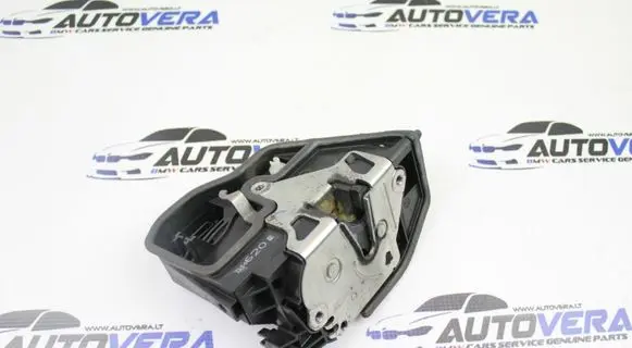 BMW X3 E83 Front door lock 7154620