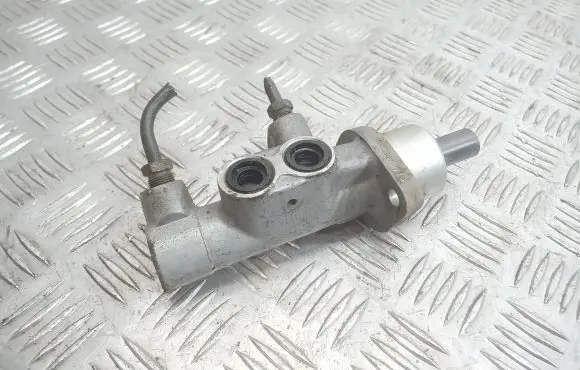 Nissan Micra Master brake cylinder
