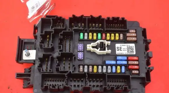 Tesla Model S Fuse box set 1094409-00-E