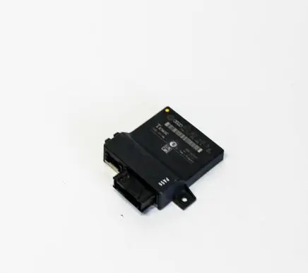Audi A6 S6 C6 4F Gateway control module 4F0907468B