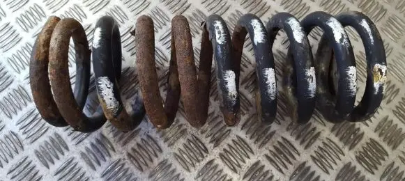 Jaguar XJ X308 Rear coil spring