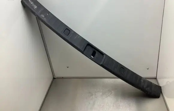 Lexus RX 330 - 350 - 400H Trunk/boot sill cover protection 5838748030