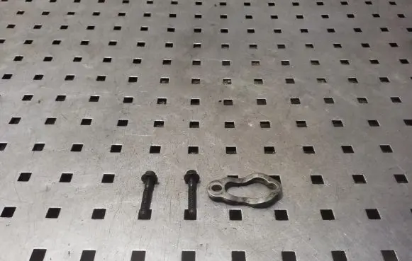 Volvo V40 Fuel Injector clamp holder