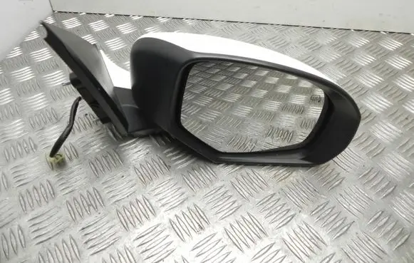 Suzuki Swift II Front door electric wing mirror 8470168L1126U P1396 UK