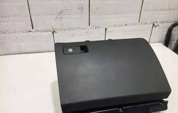 Volkswagen PASSAT B6 Glove box set 3C1857101