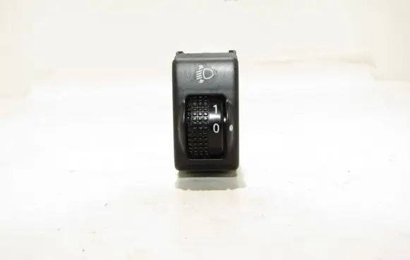 Nissan X-Trail T30 Headlight level height control switch kodo