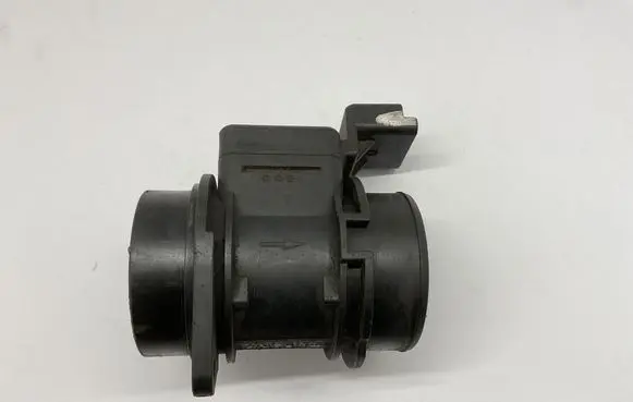 Volvo V50 Mass air flow meter 5WK9631 13056285 9642212180