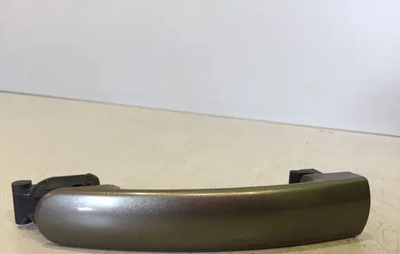 Skoda Yeti (5L) Front door exterior handle 5N0837205M