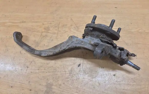 Hyundai Sonata Front wheel hub spindle knuckle