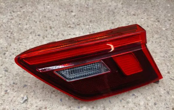 Volkswagen Tiguan Allspace Tailgate rear/tail lights 5NN945094 2SD01326702 00082474