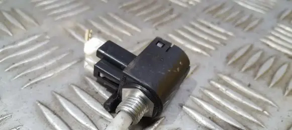 Toyota Auris 150 Brake pedal sensor switch CV591
