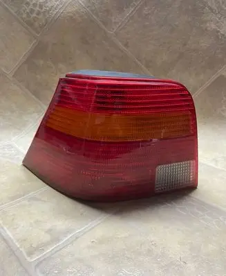 Volkswagen Golf IV Rear/tail lights 1J6945095Q 67742050