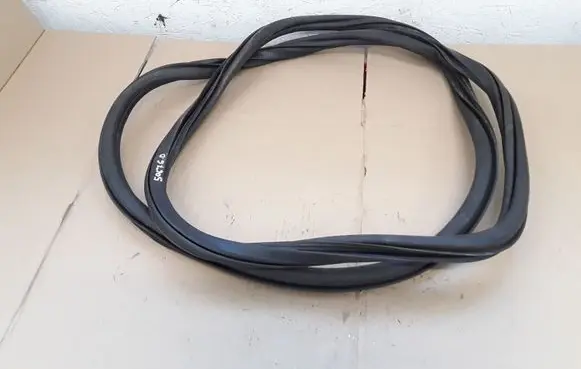 Seat Toledo IV (NH) Rear door rubber seal (on body) 5JA867368F
