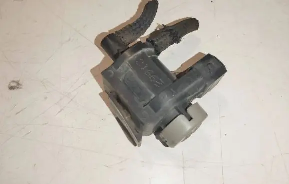 Audi A4 S4 B6 8E 8H Turbo solenoid valve 1J0906283A