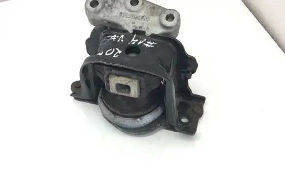 Peugeot 207 Engine mount bracket 9654568180 9653095980
