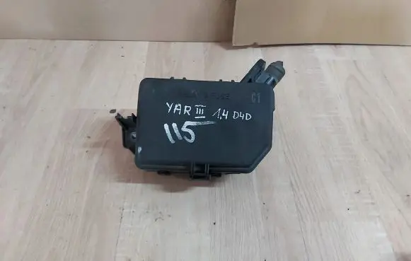 Toyota Yaris Fuse box set