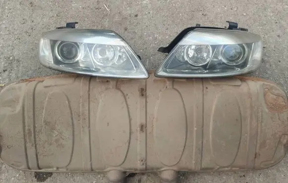 Audi Q7 4L Headlights/headlamps set 068Z1C68