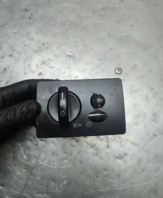 Ford Focus C-MAX Light switch 3M5T13A024CB