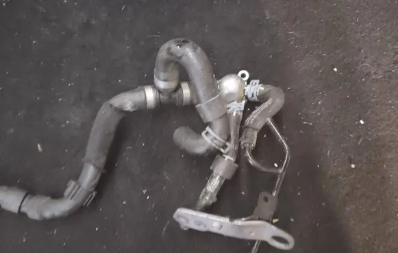 Volkswagen Passat Alltrack Engine coolant pipe/hose 04l121131t