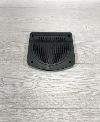 BMW 5 F10 F11 Subwoofer grill/trim 9187783 496687 484371