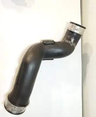 Mercedes-Benz C W203 Intercooler hose/pipe A2035282082