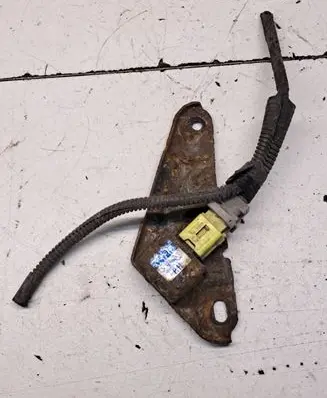 Toyota Prius (NHW20) Airbag deployment crash/impact sensor 8917347040 2521000150