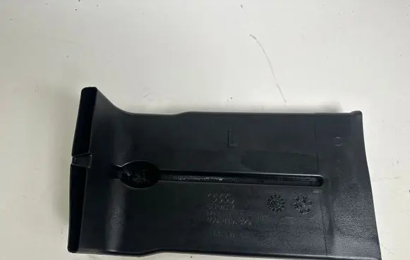 Audi A7 S7 4G Air intake duct part 4G0819829