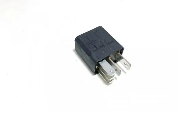 Iveco Daily 40.8 Other relay 504049024