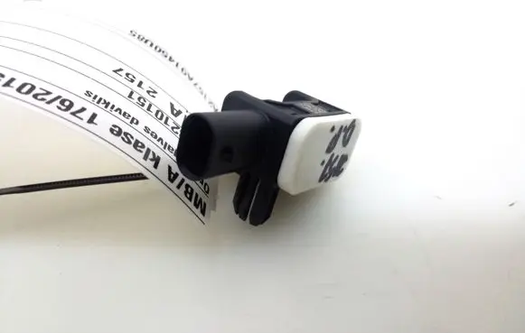 Mercedes-Benz A W176 Airbag deployment crash/impact sensor A1668210151
