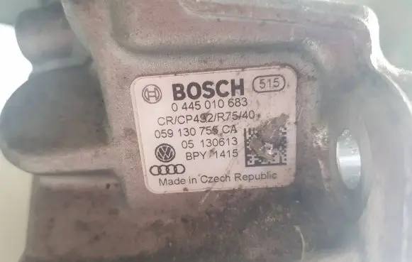 Audi A6 S6 C7 4G Fuel injection high pressure pump 059130755CA 05130613 0445010683